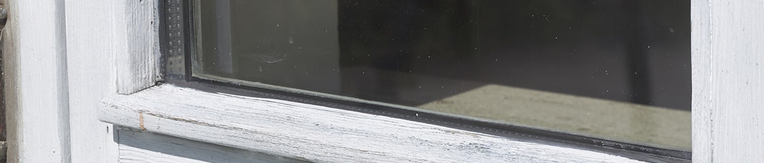 Male vinduer utvendig Male vinduer utvendig